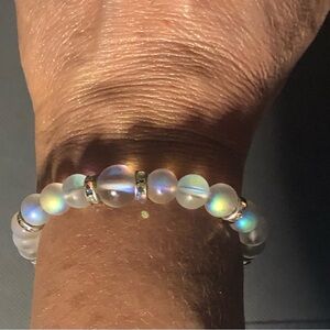 Iridescent Mermaid Bead Bracelet